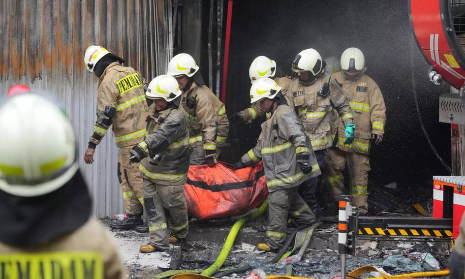 Indoneziyadagi yongʻinda 20 kishi halok boʻldi (video)